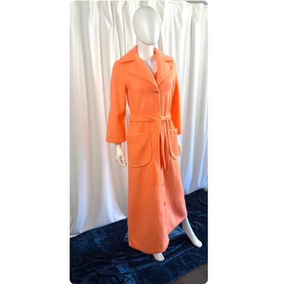 Vintage 60’s 70’s ‘Sears’ Long Fuzzy House Coat in Day Glow Orange Pink • XS/S - Picture 3 of 10